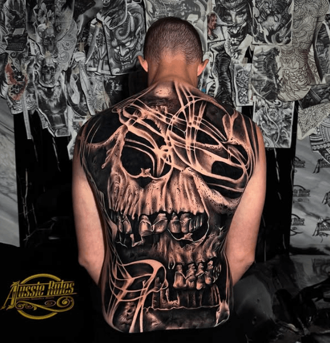 Aussie Rules Tattoo Studio Bali - Artist at work